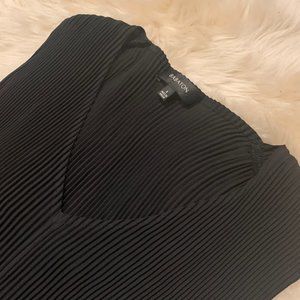 Aritzia Babaton Black Crimped Tank Top